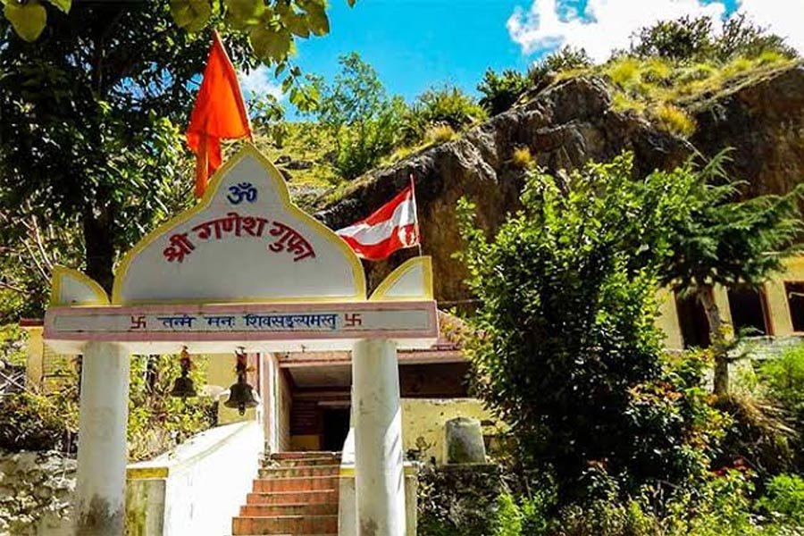Ganesh Gufa near Mana Village